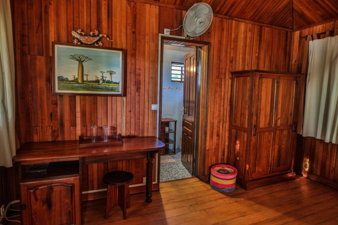 Olympe De Bemaraha Hotel Bekopaka Kültér fotó
