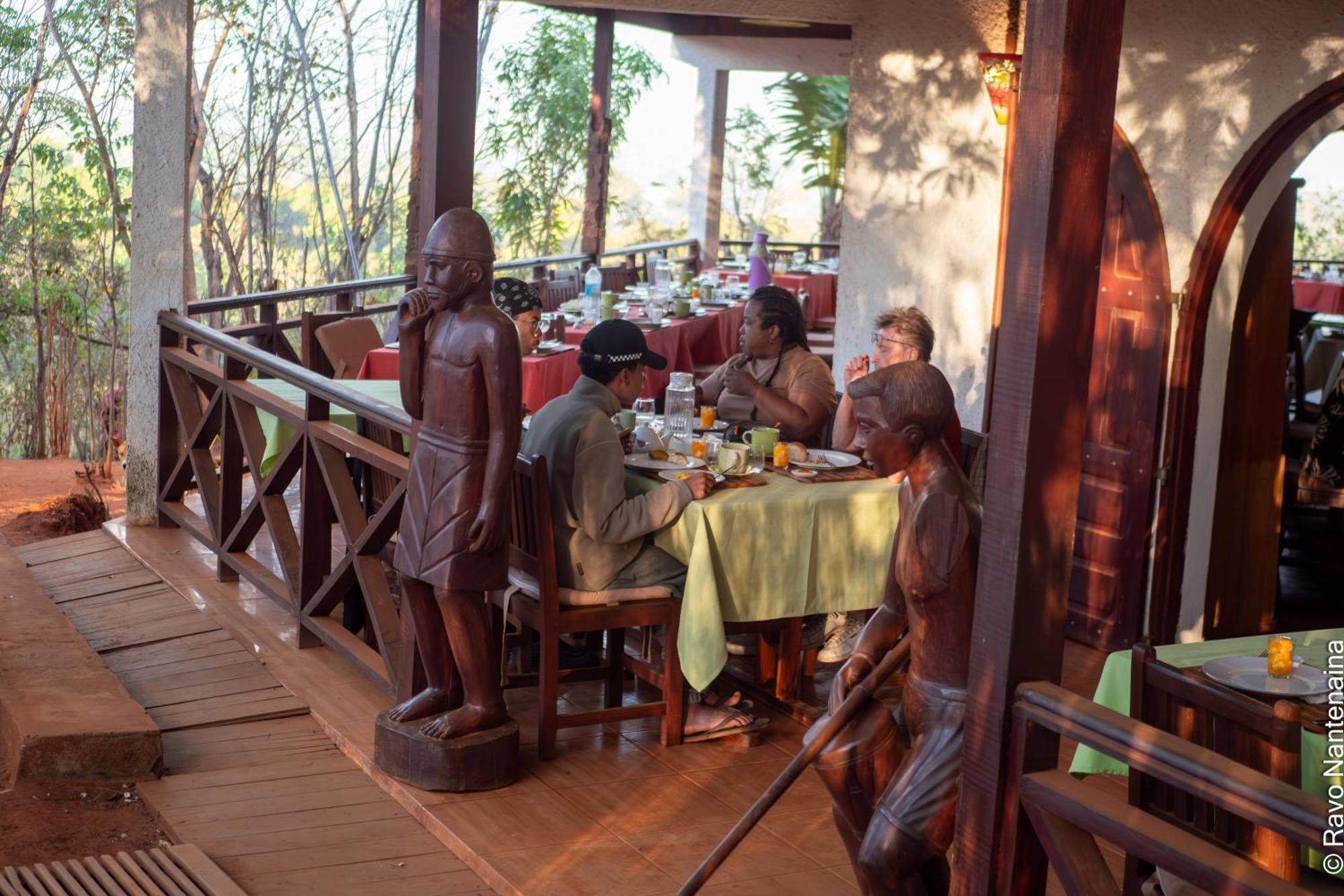 Olympe De Bemaraha Hotel Bekopaka Kültér fotó