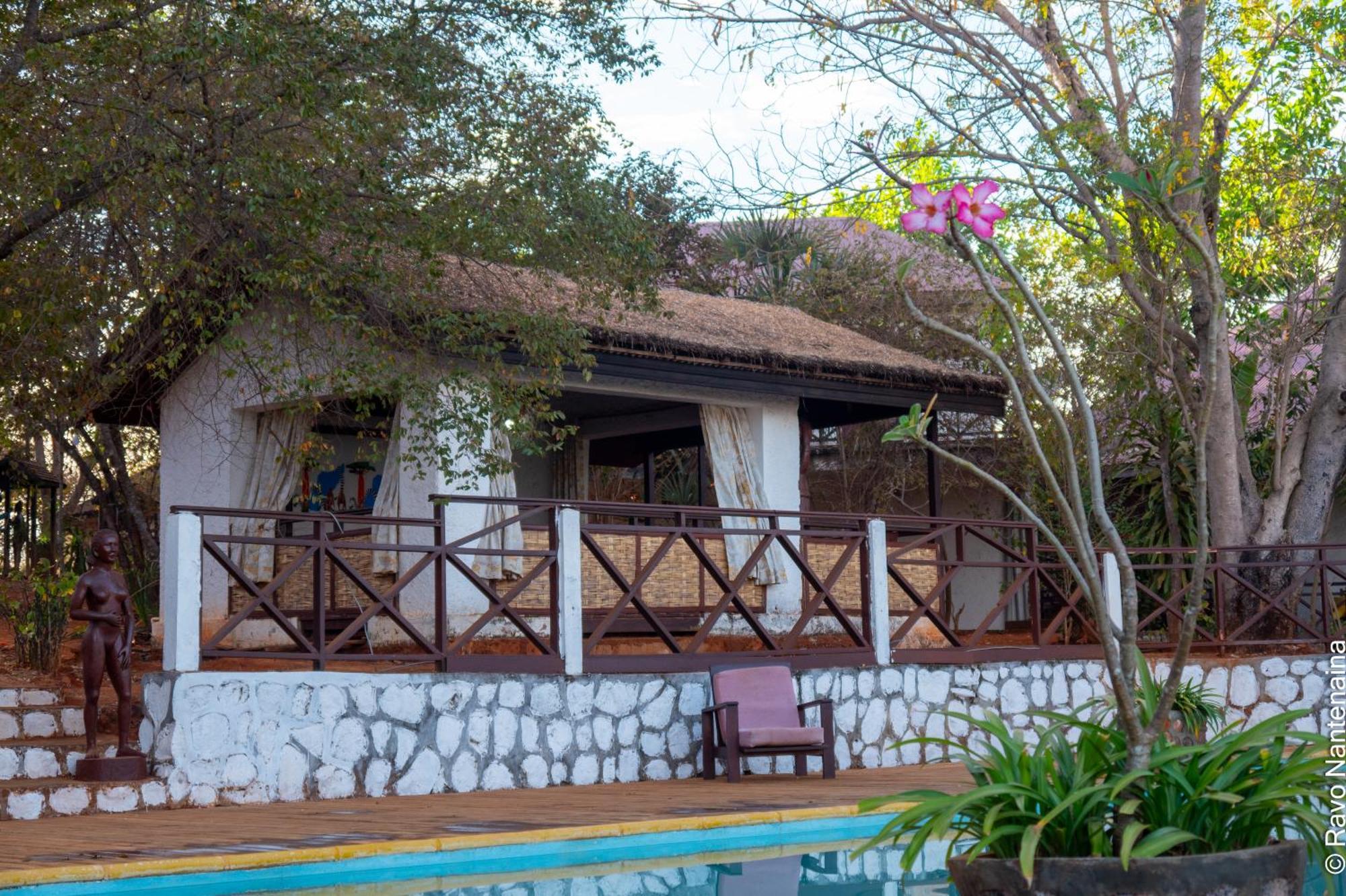Olympe De Bemaraha Hotel Bekopaka Kültér fotó